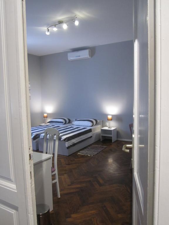 Guest House Ilona プーラ エクステリア 写真